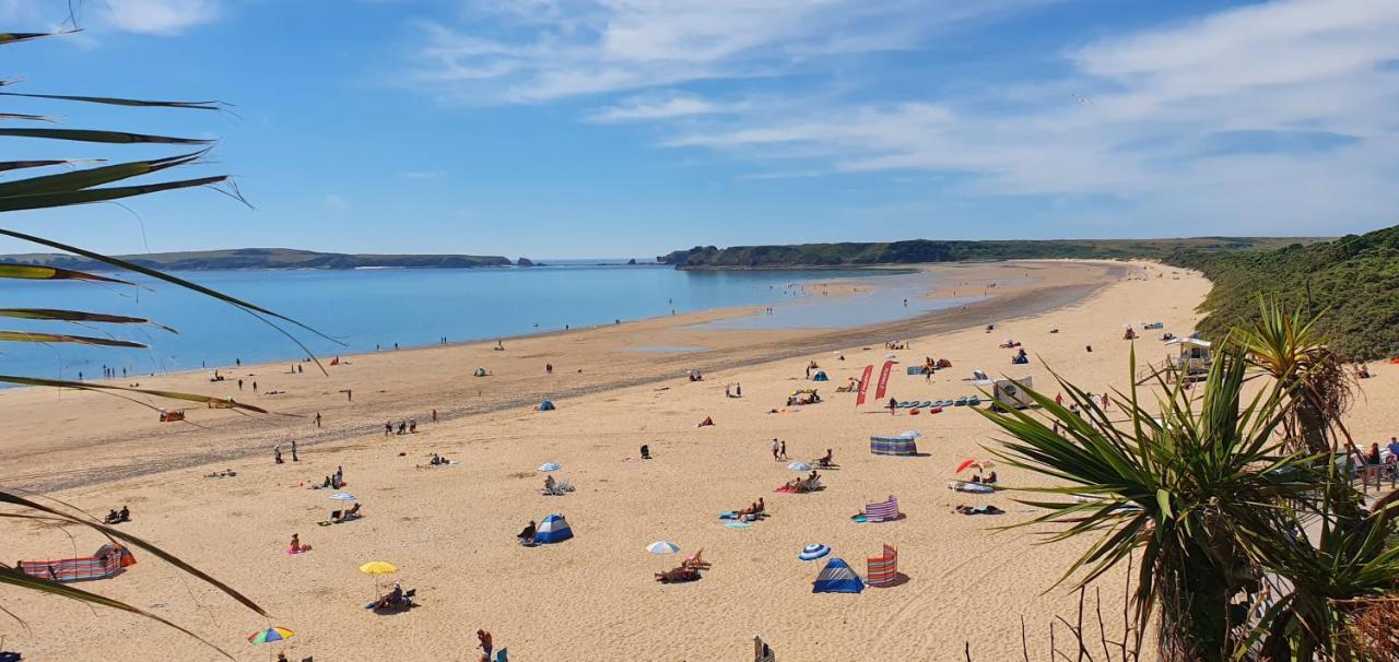 Heathcliff - 5 Bedroom House In Town Centre Tenby Exterior foto